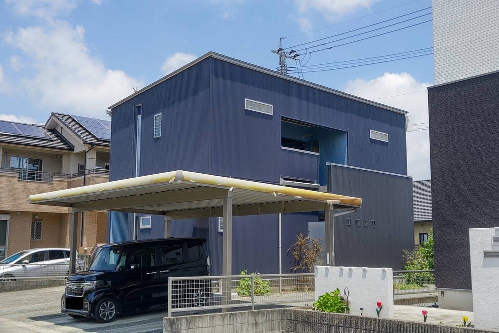 外壁の張り替えの施工事例写真